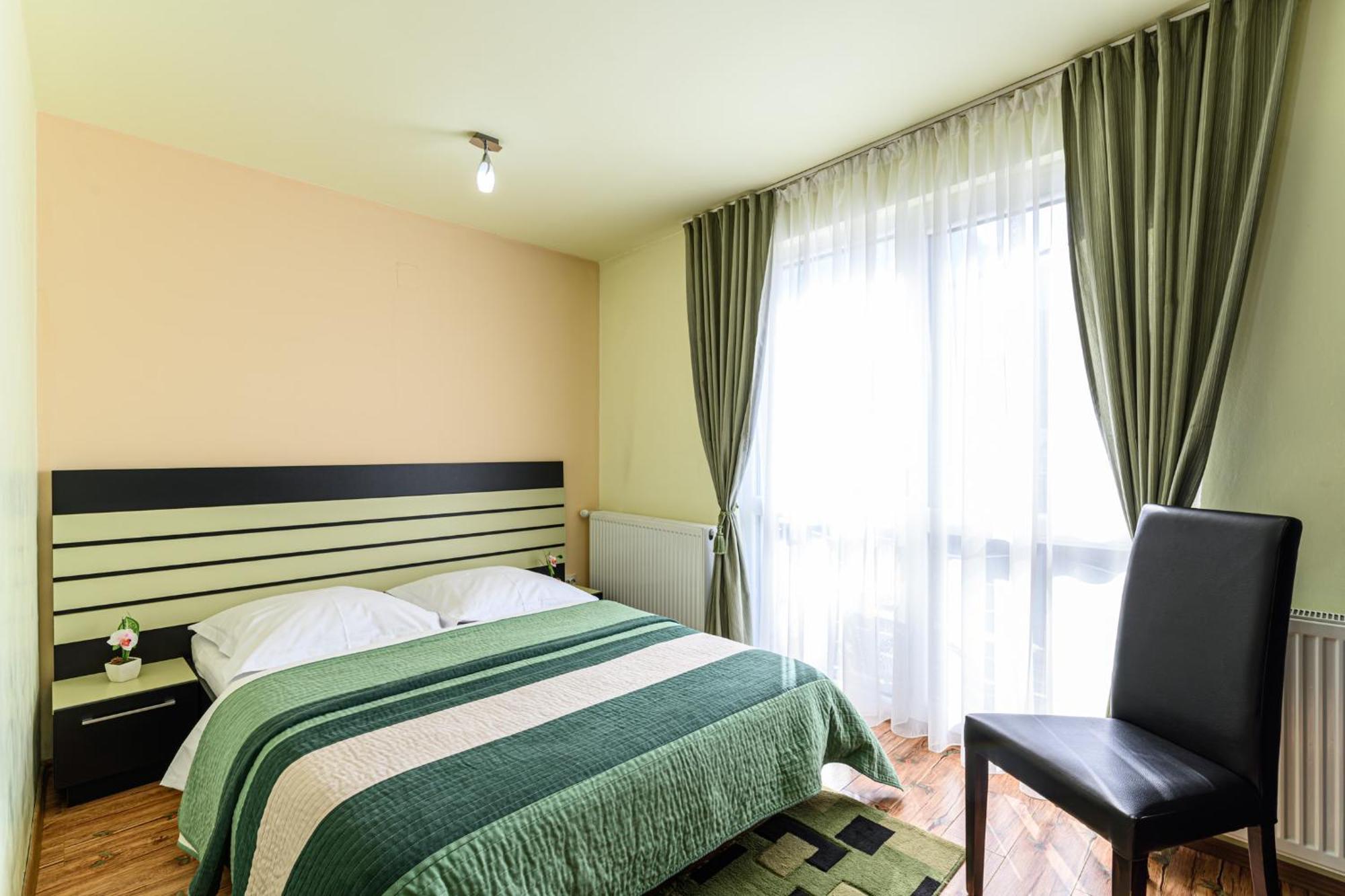 Casa Ramino Hotel Busteni Bagian luar foto