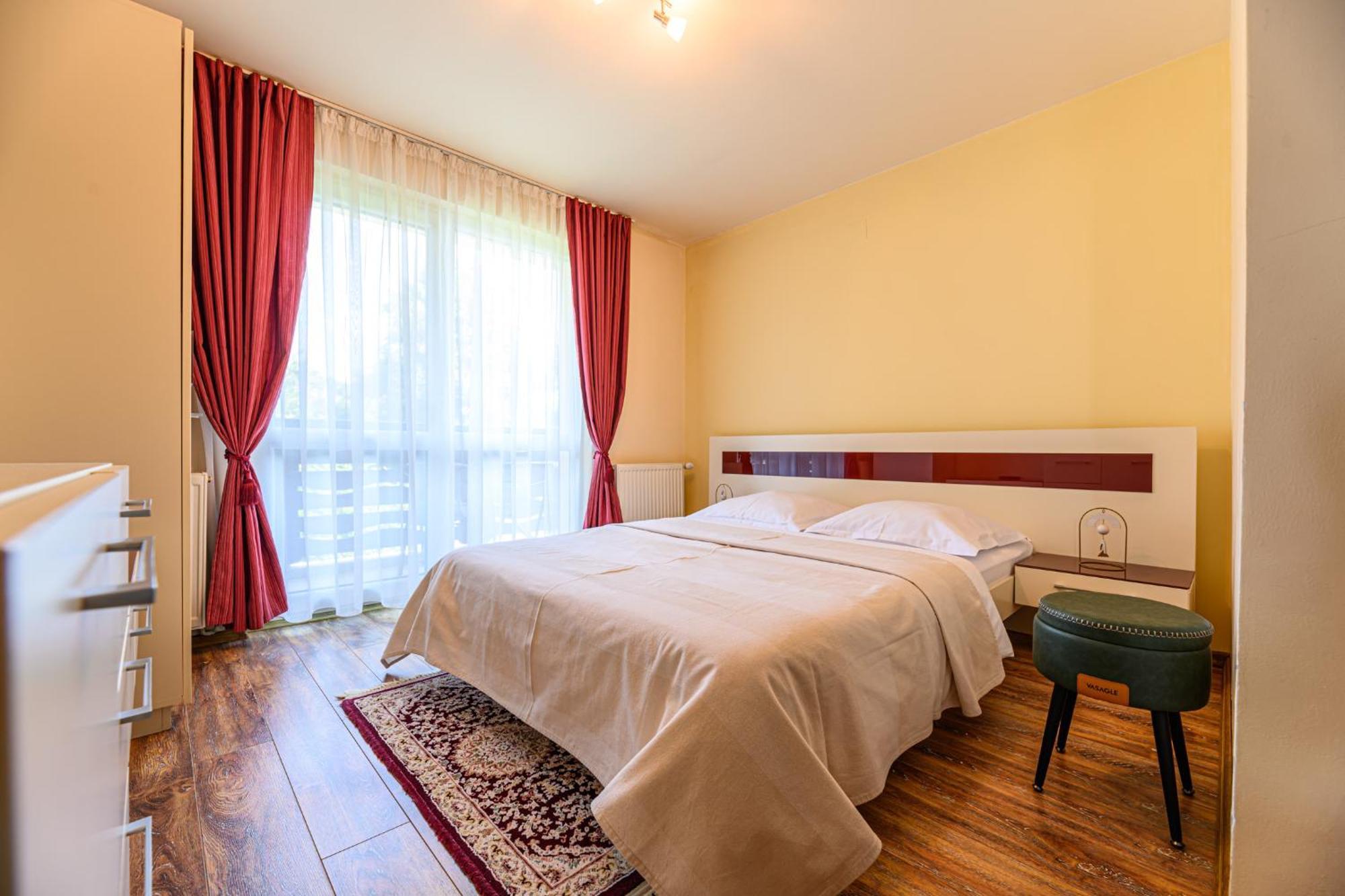 Casa Ramino Hotel Busteni Bagian luar foto
