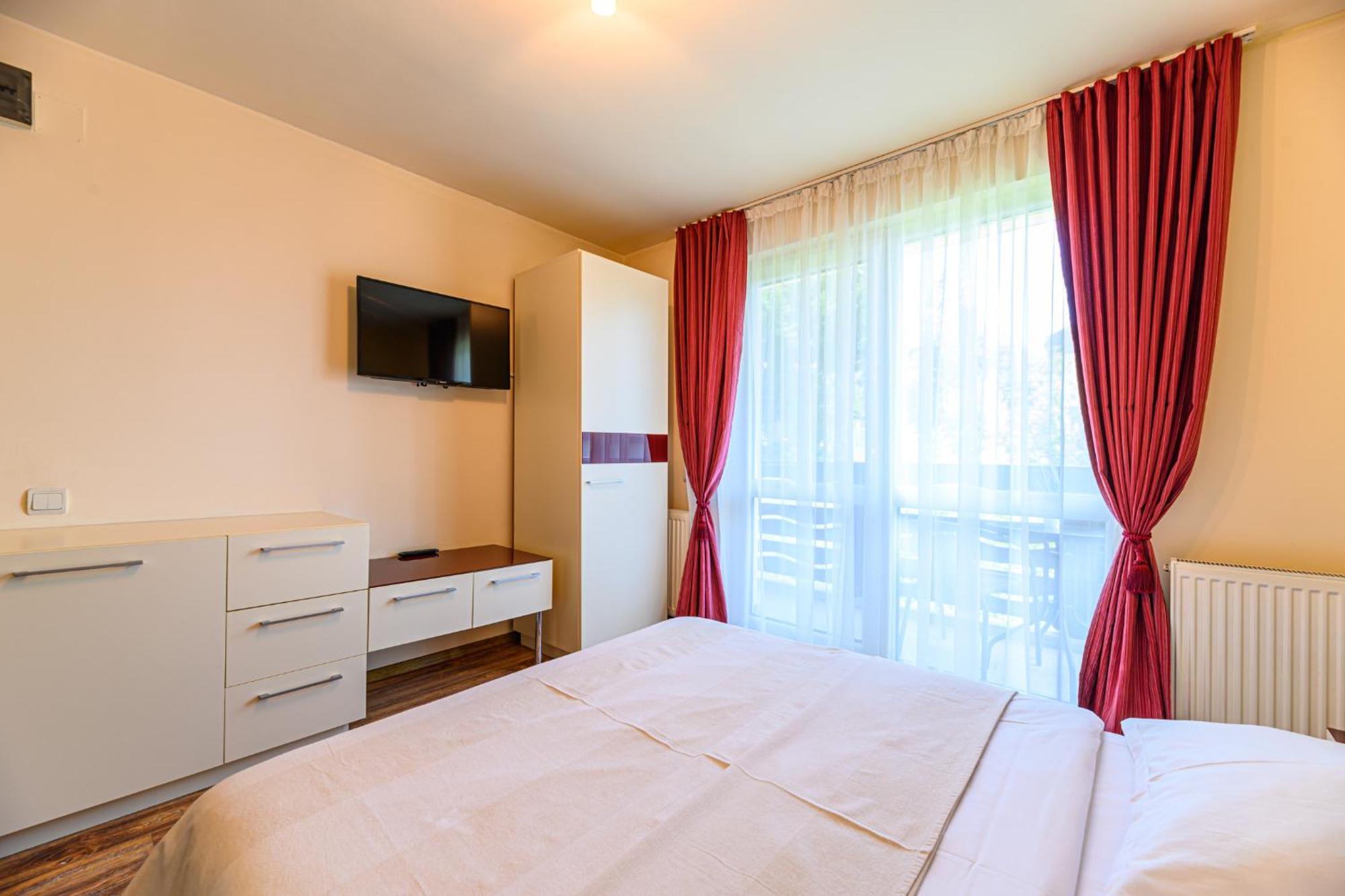 Casa Ramino Hotel Busteni Bagian luar foto