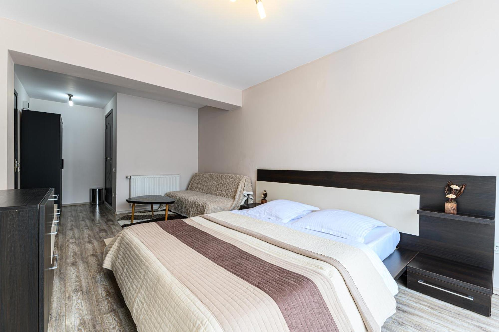 Casa Ramino Hotel Busteni Bagian luar foto